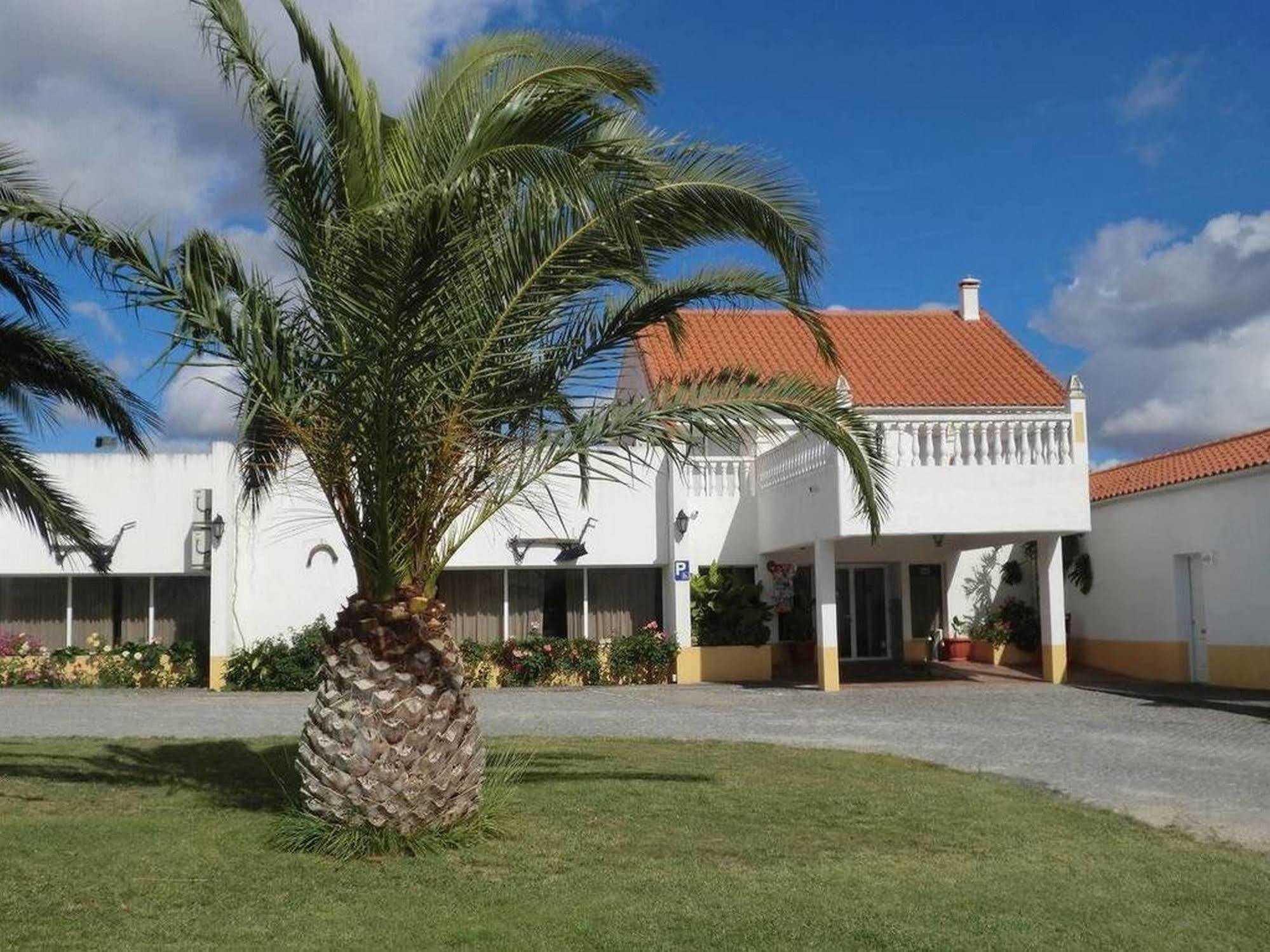 Varandas De Alter Hotel & Spa Alter do Chão Extérieur photo
